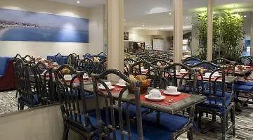 尼斯64号酒店 酒店 4*