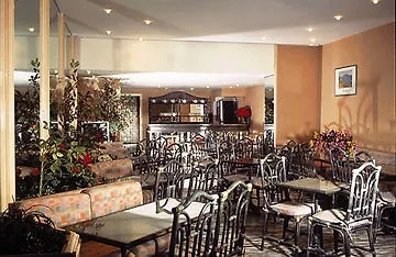 尼斯64号酒店 尼斯